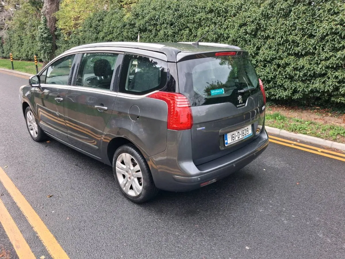 Peugeot 5008 - Image 5