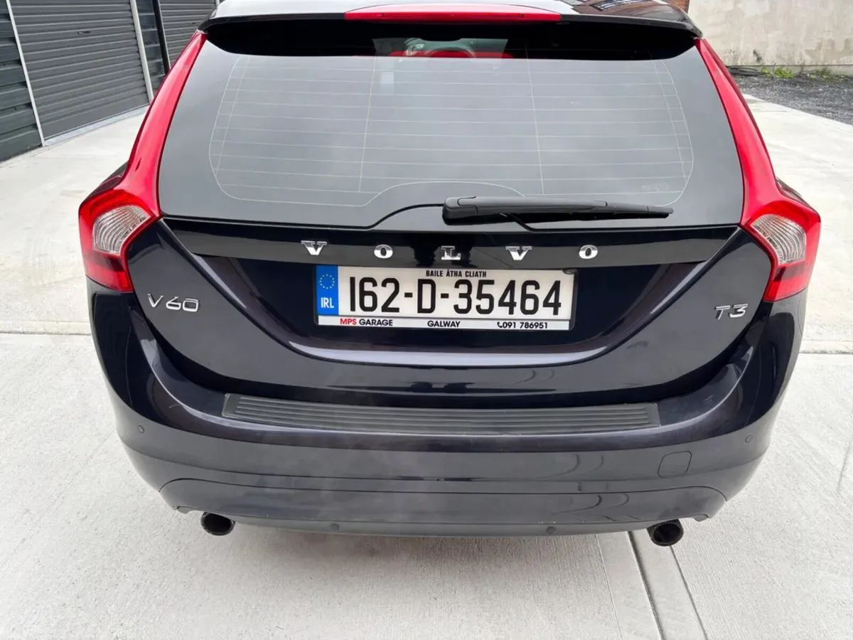 2016 Volvo V60 T3(152 HP) GEARTRONIC  SE - Image 5
