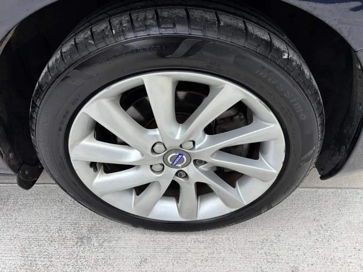 2016 Volvo V60 T3(152 HP) GEARTRONIC  SE - Image 6
