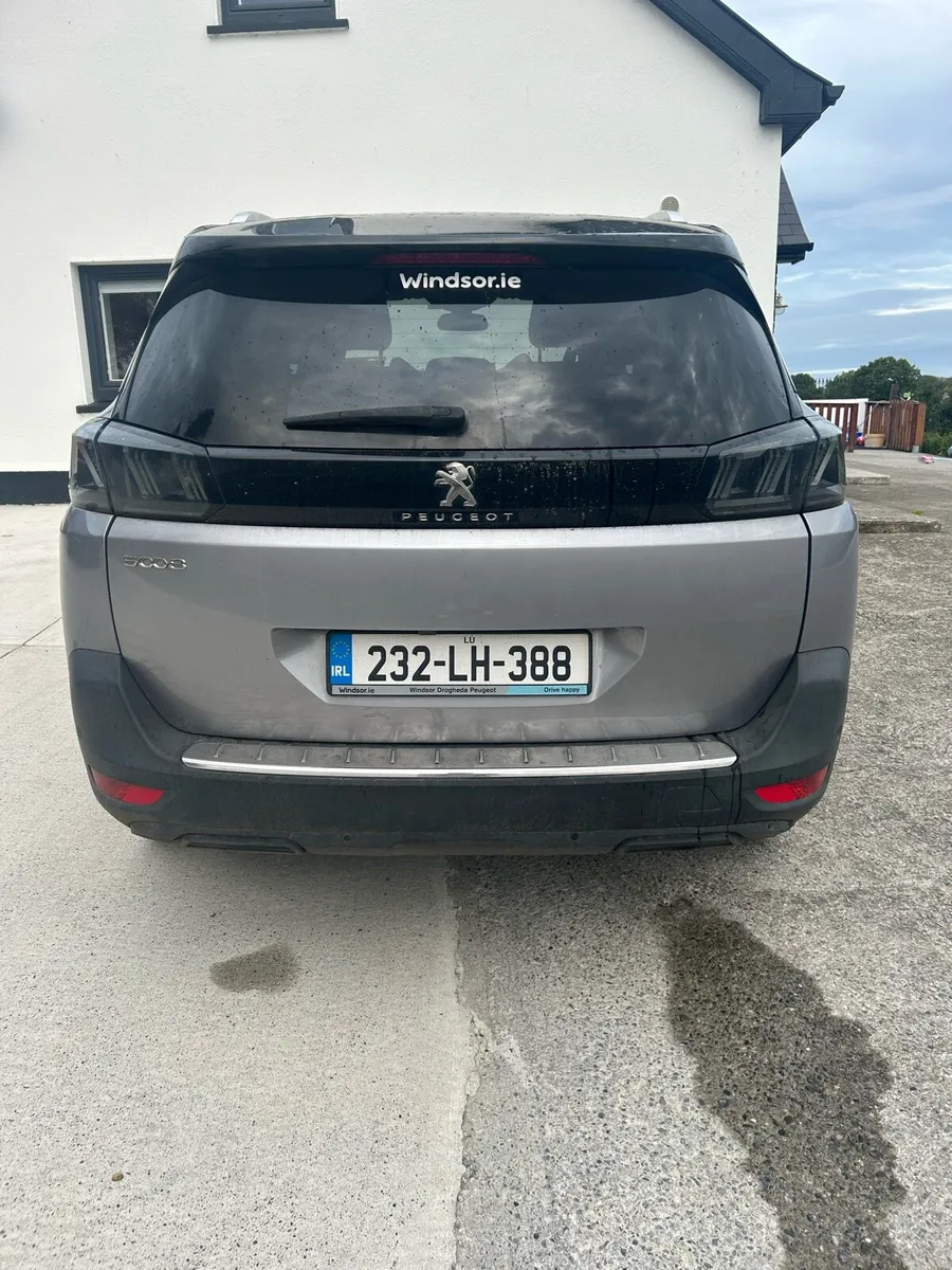 Car - Image 5