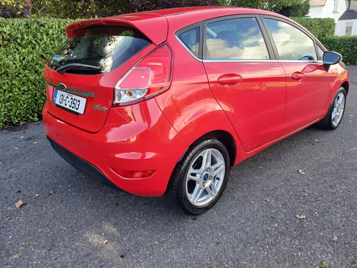 FORD FIESTA 1.2 PETROL TITANIUM - Image 3