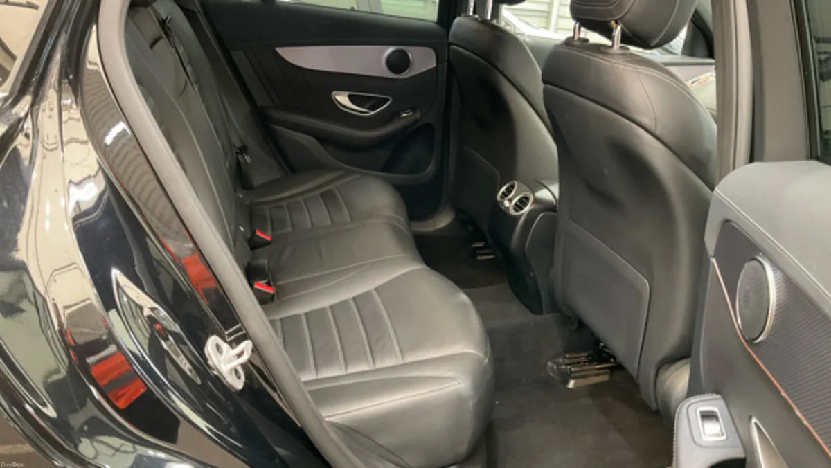 MERCEDES - BENZ EQC 400 AMG LINE EDITION 4MATIC - Image 4