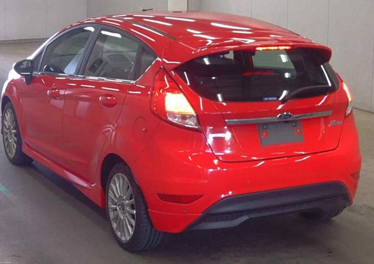 2015 Ford Fiesta Automatic - Image 3