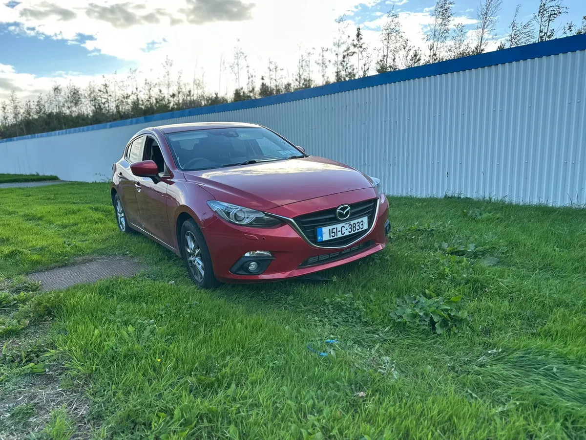 Mazda 3 2015 - Image 2