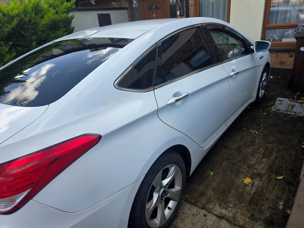 Hyundai i40 2012 - Image 3