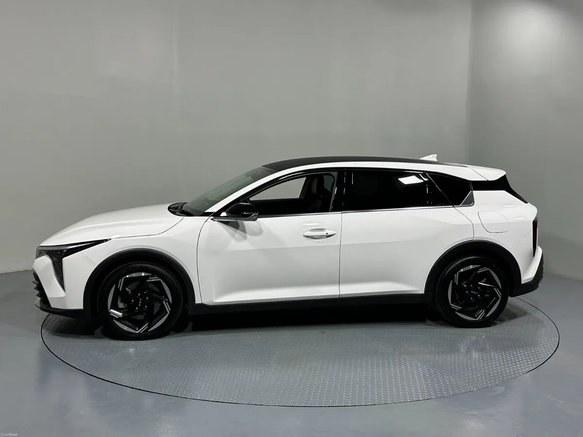 Kia K4 3.9% Finance 1.0 Petrol K3 Sportline 261 - Image 4