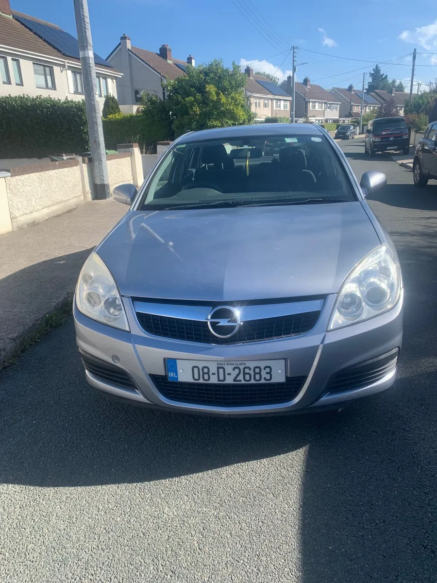 Opel Vectra 2008 - Image 1