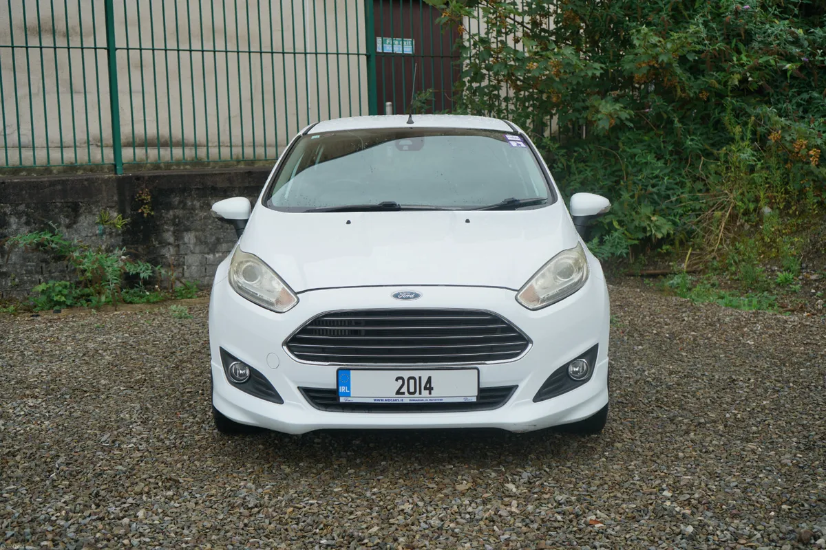2014 Ford Fiesta Automatic - Image 2