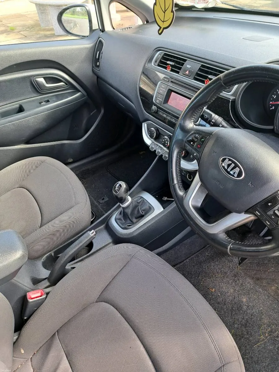 KIA RIO - Image 5