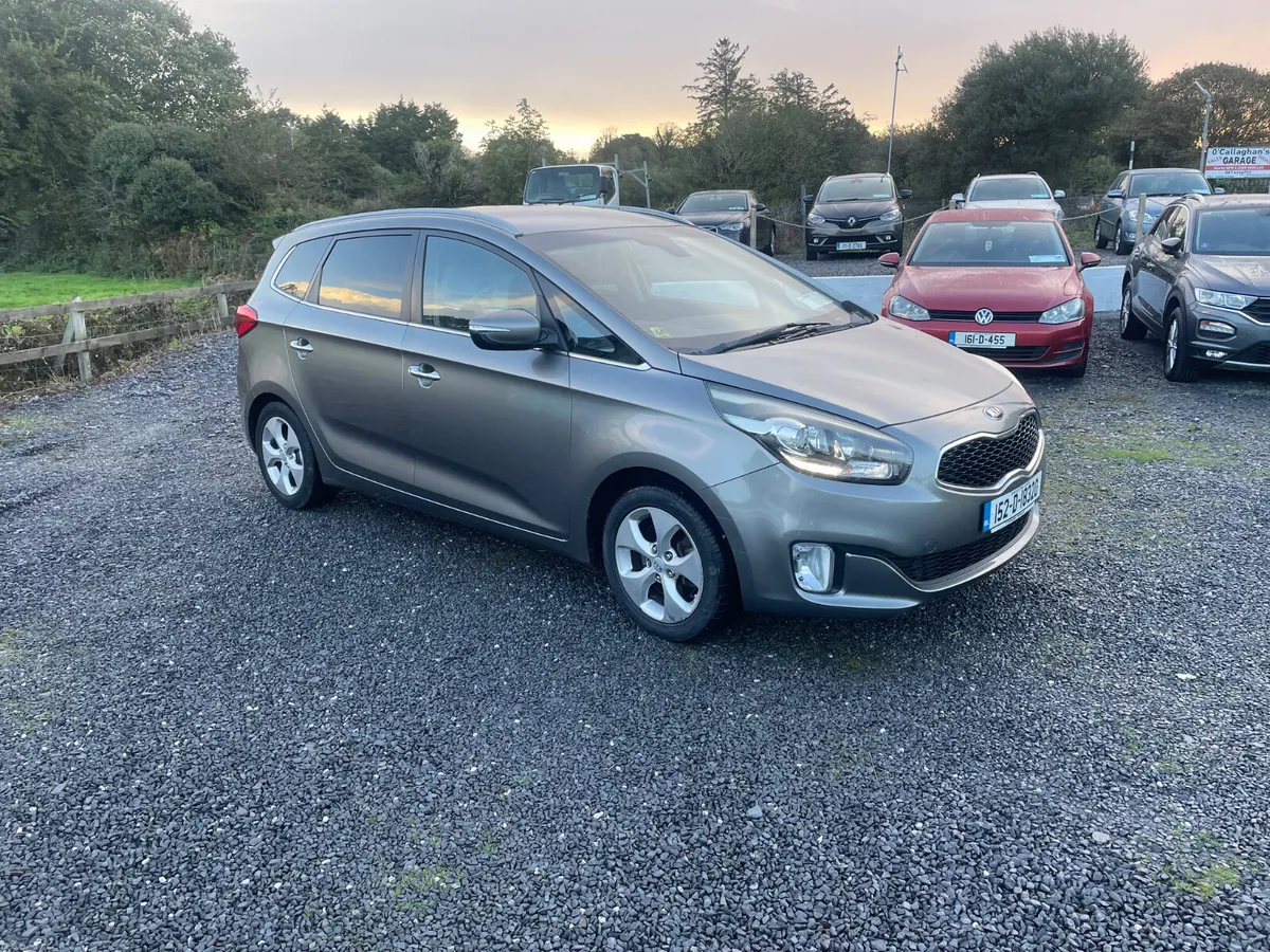 Kia Carens 2015 7 sester - Image 1