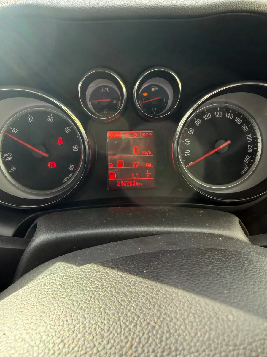 Opel Zafira 2016 - Image 6