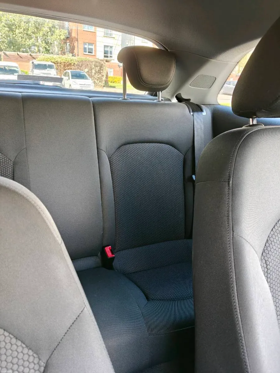 Audi A1 1.2tfsi 86 3DR - Image 6