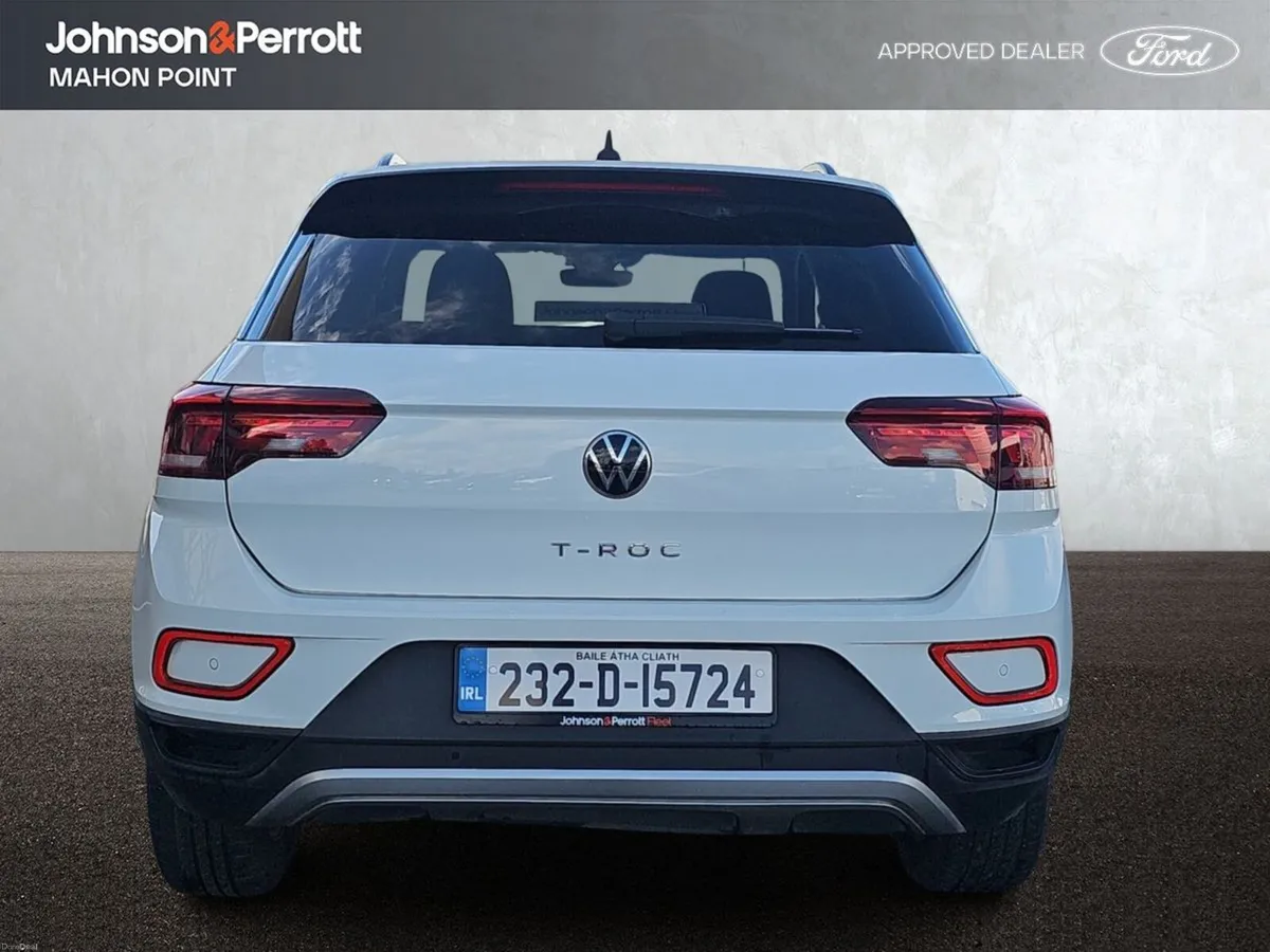Volkswagen T-Roc Commercial - Image 4
