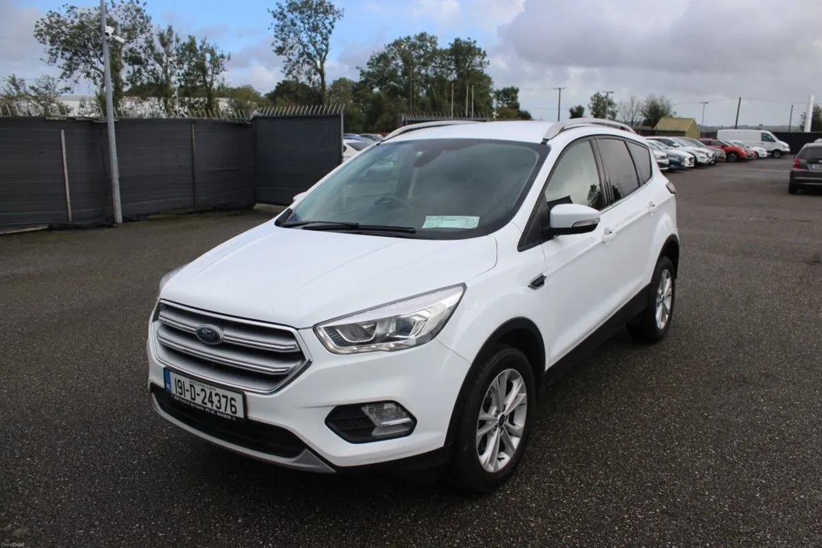 Ford Kuga KUGA TITAN 1.5 120BHP  FWD 4DR 4 SEAT CO - Image 3