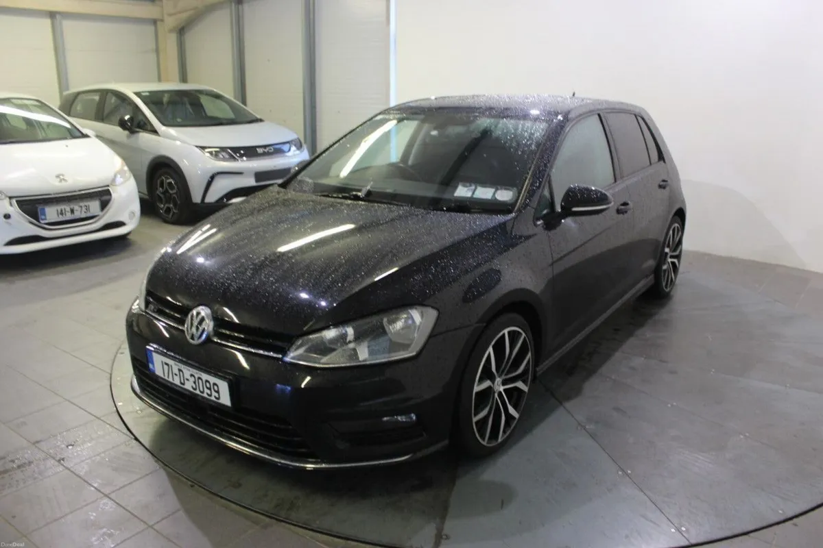 Volkswagen Golf 1.2TSI 5DR 110HP Highline / R-Line - Image 4