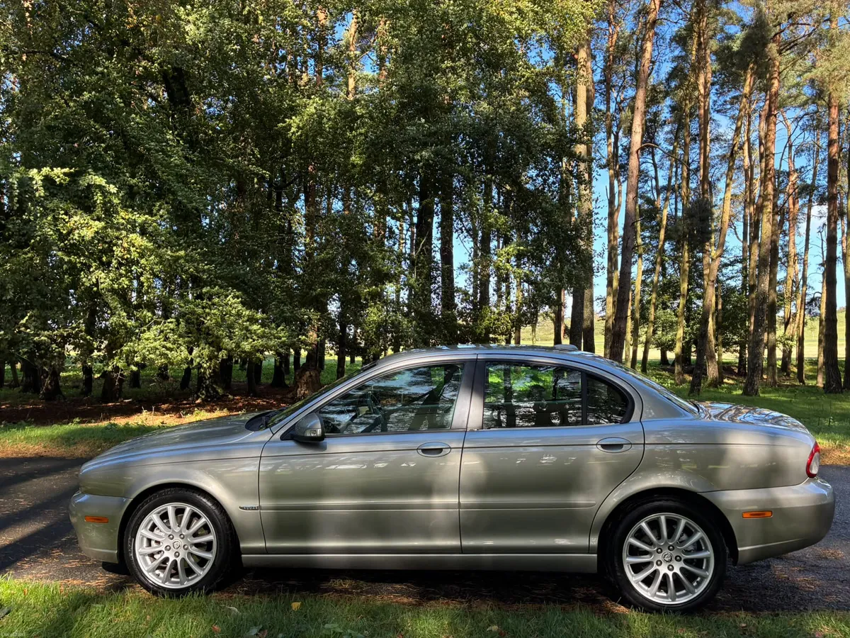 Jaguar X-Type 2010 Diesel - Image 4