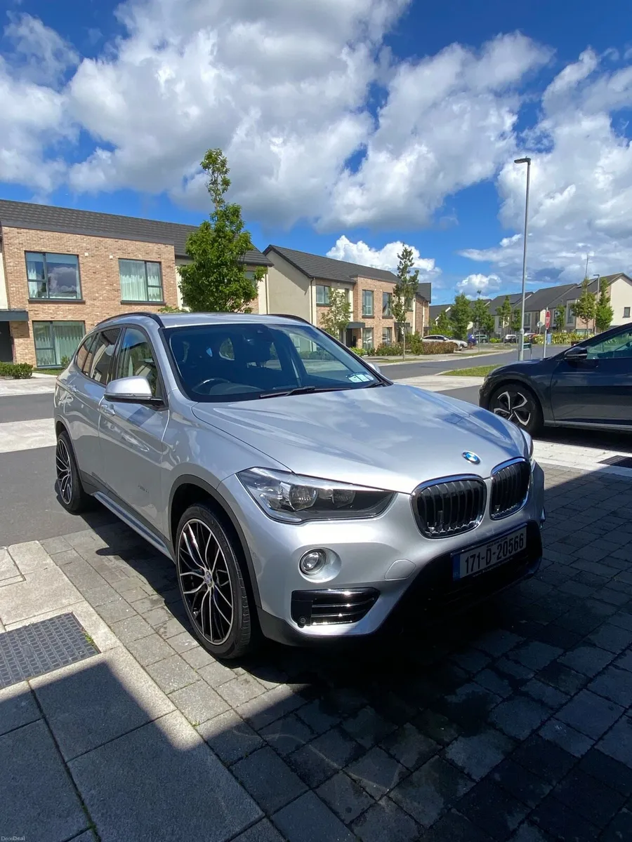 BMW X1 2017 SUV Car - Image 1