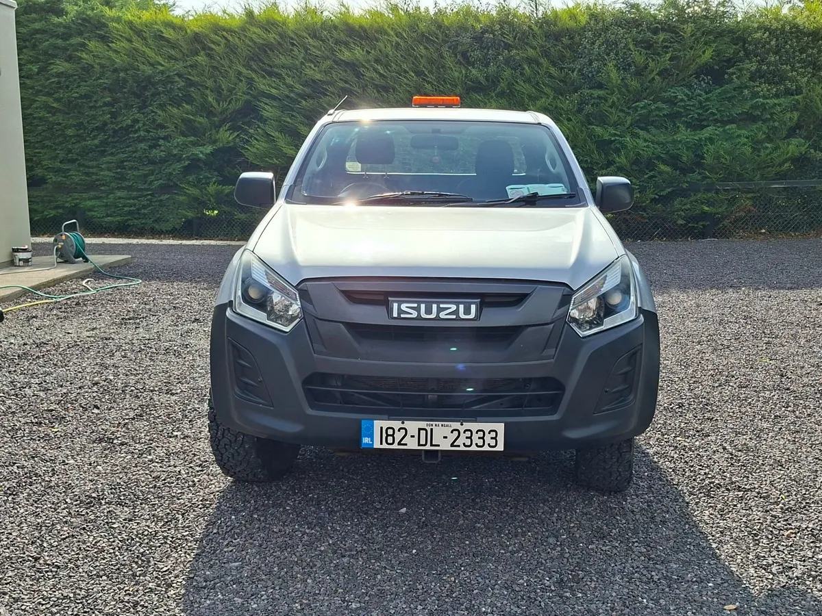 Isuzu D-Max 2018 - Image 3