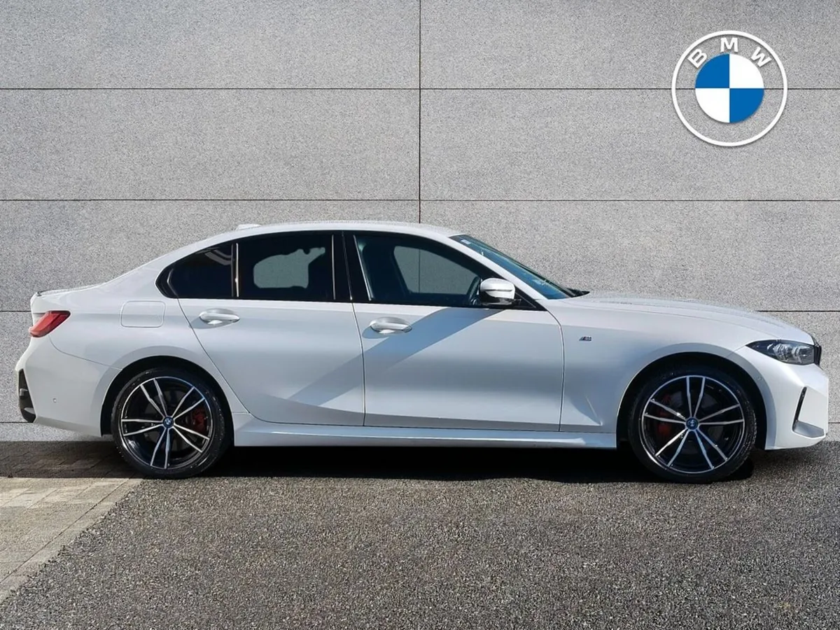 BMW 3-Series 330e M Sport Saloon - Image 3