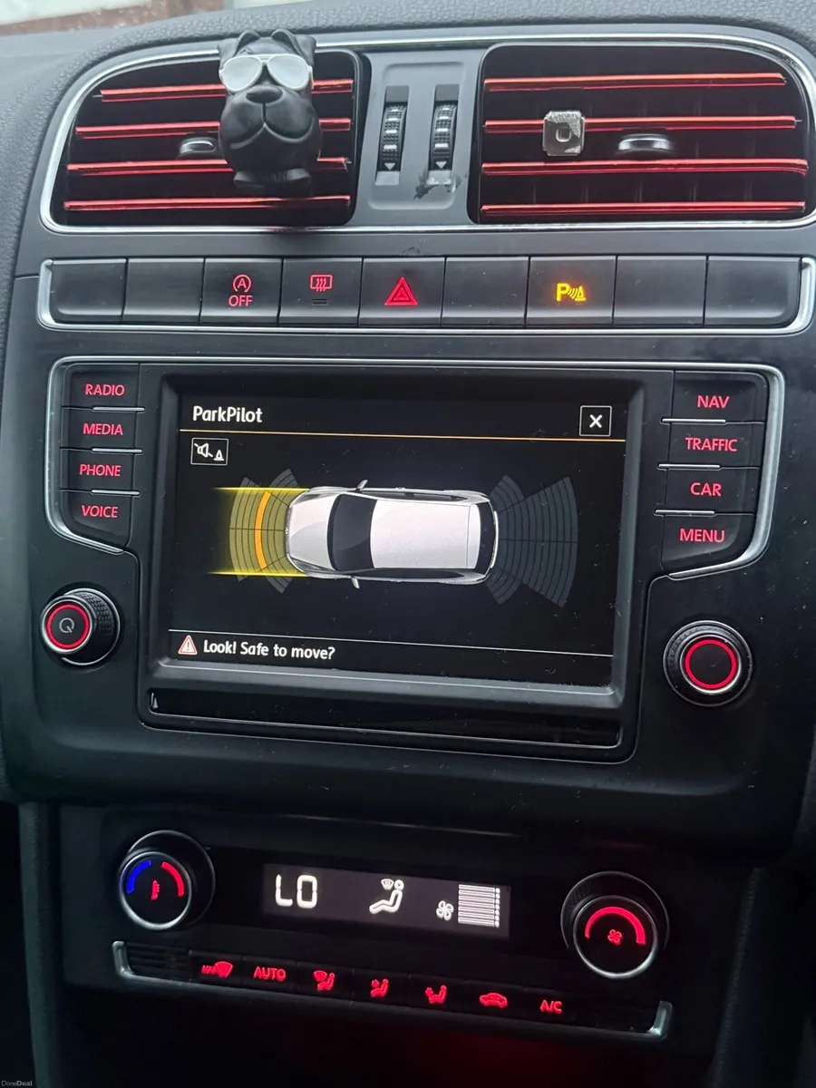 Volkswagen Polo 1.4 TDI 2015 - Image 2