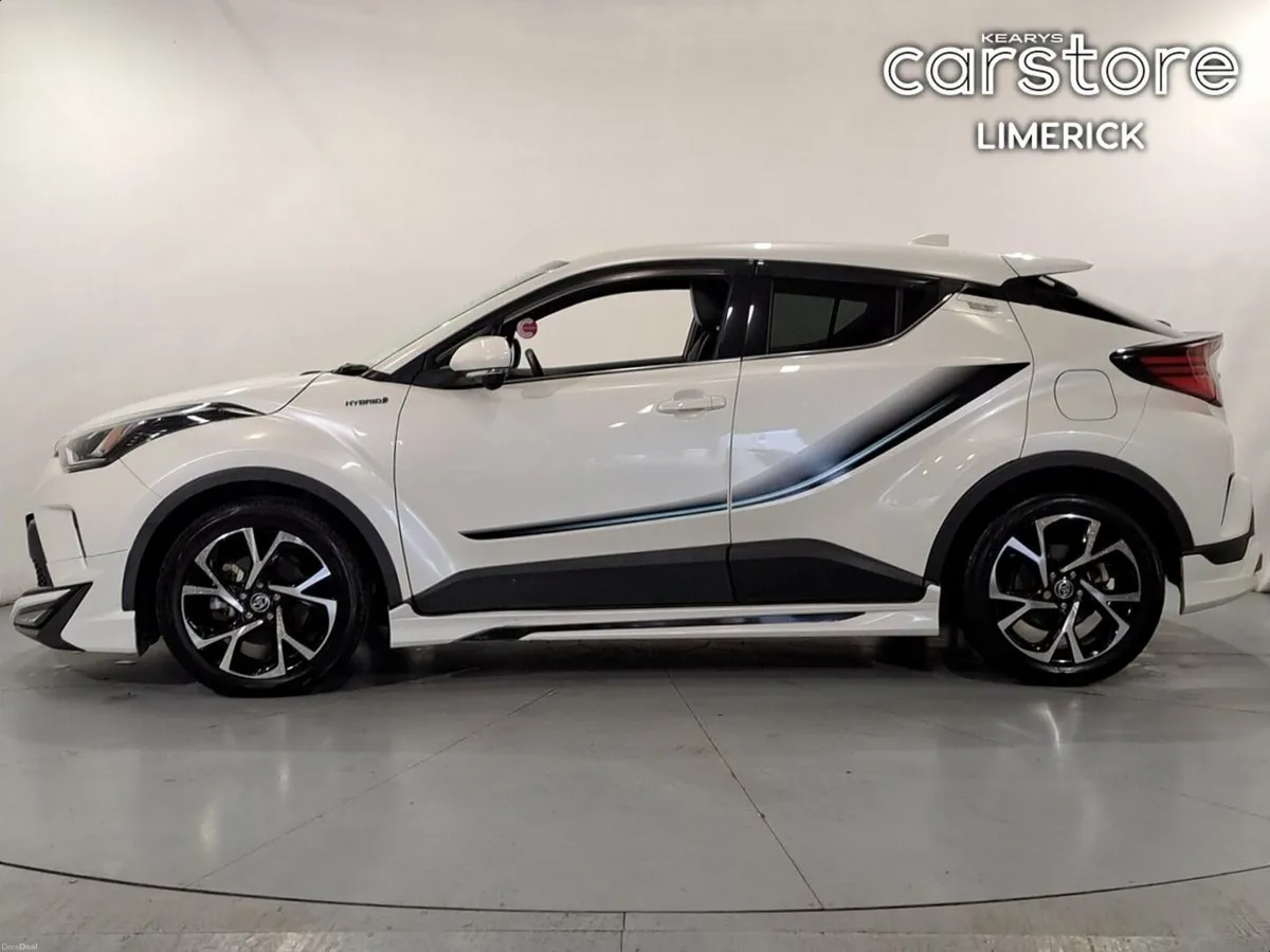 Toyota C-HR 1.8 HYBRID - Image 6