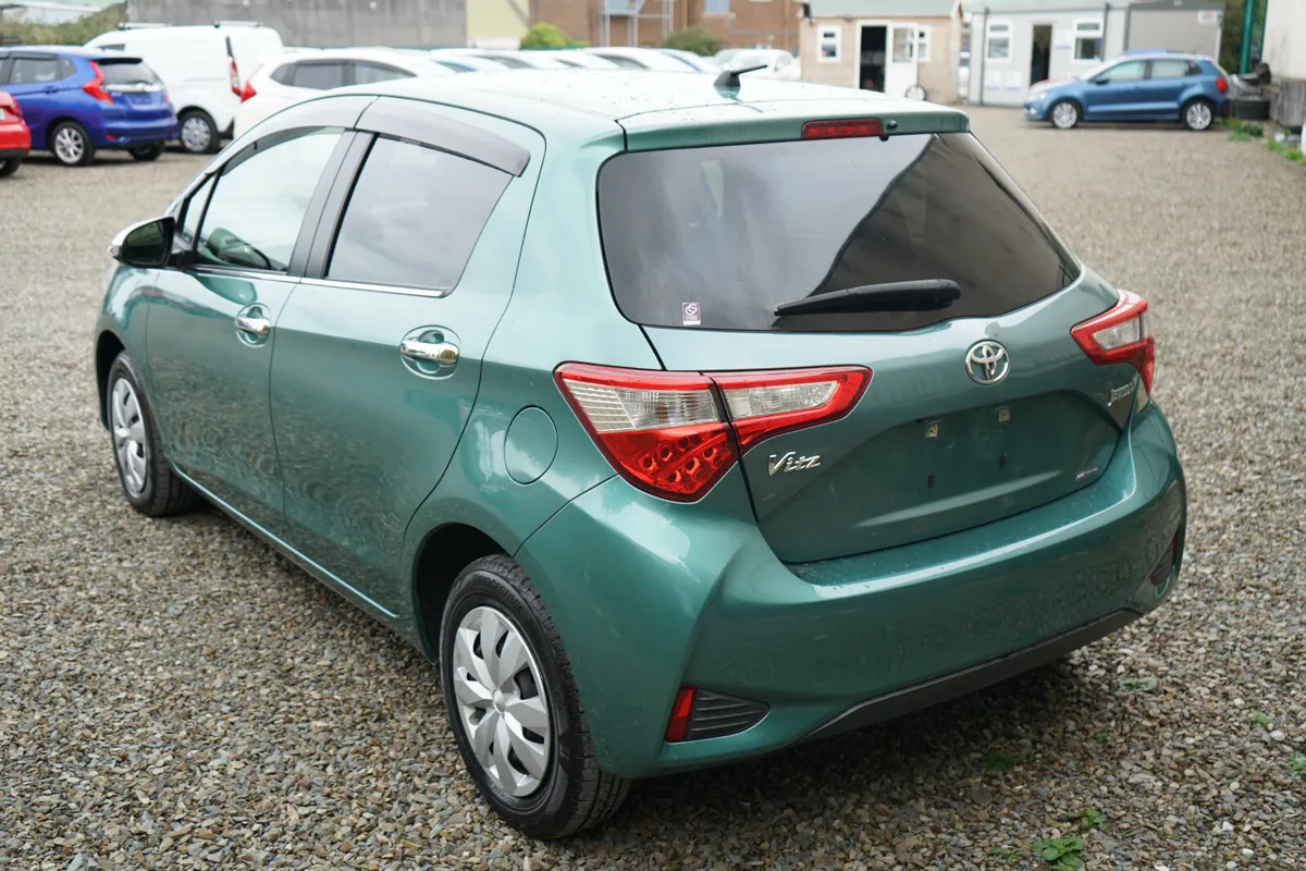 2017 Toyota Vitz Automatic - Image 4