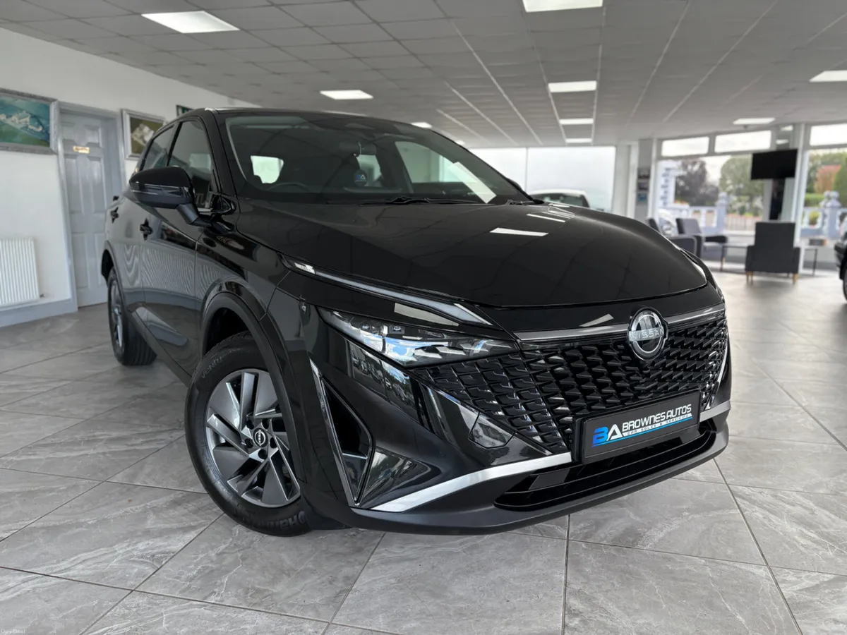2025 Nissan Qashqai Acenta Premium Petrol Hybrid - Image 4