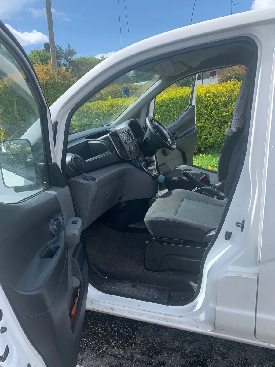 Nissan ENV200 2019 - Image 4