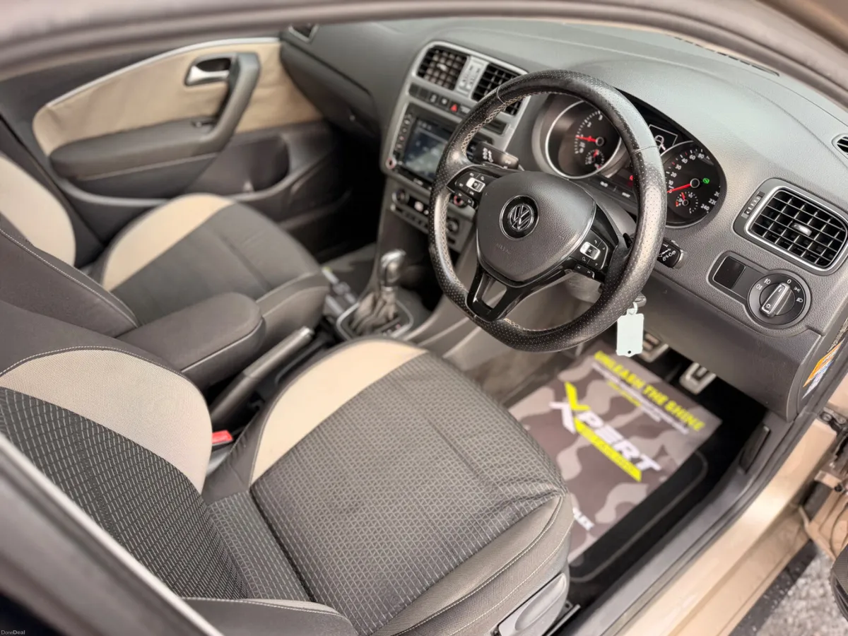2015 VOLKSWAGEN  POLO CROSS - Image 5