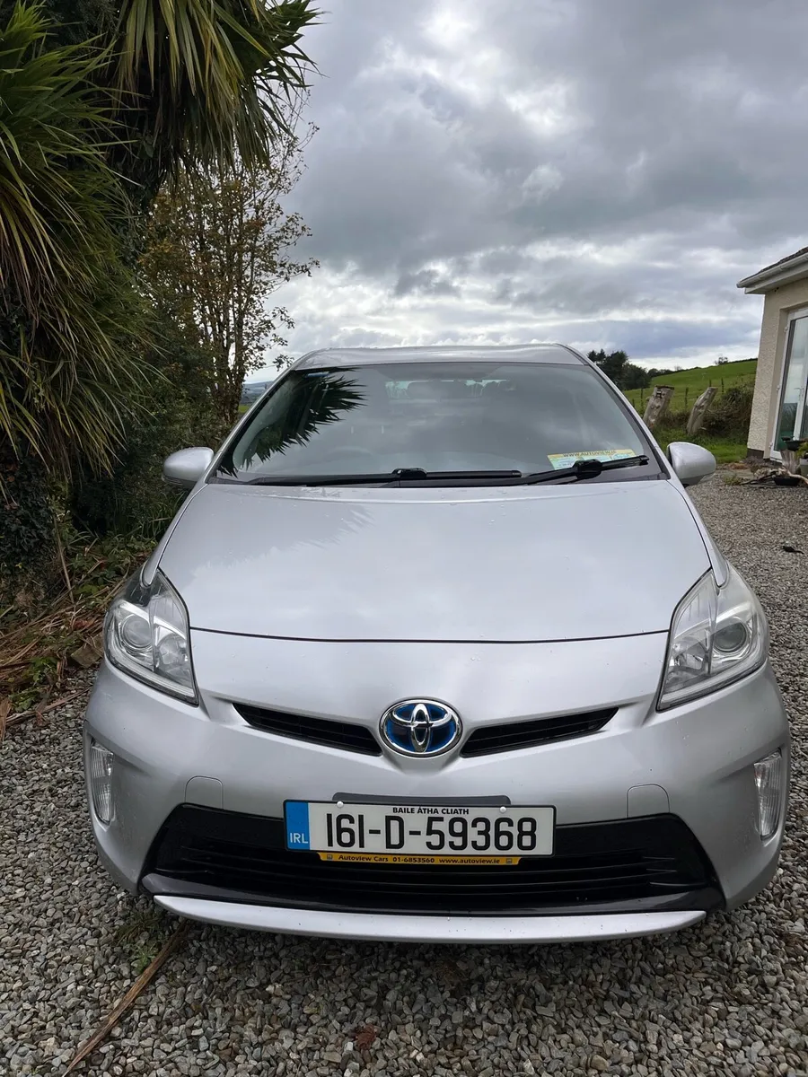2016 Toyota Prius - Image 3
