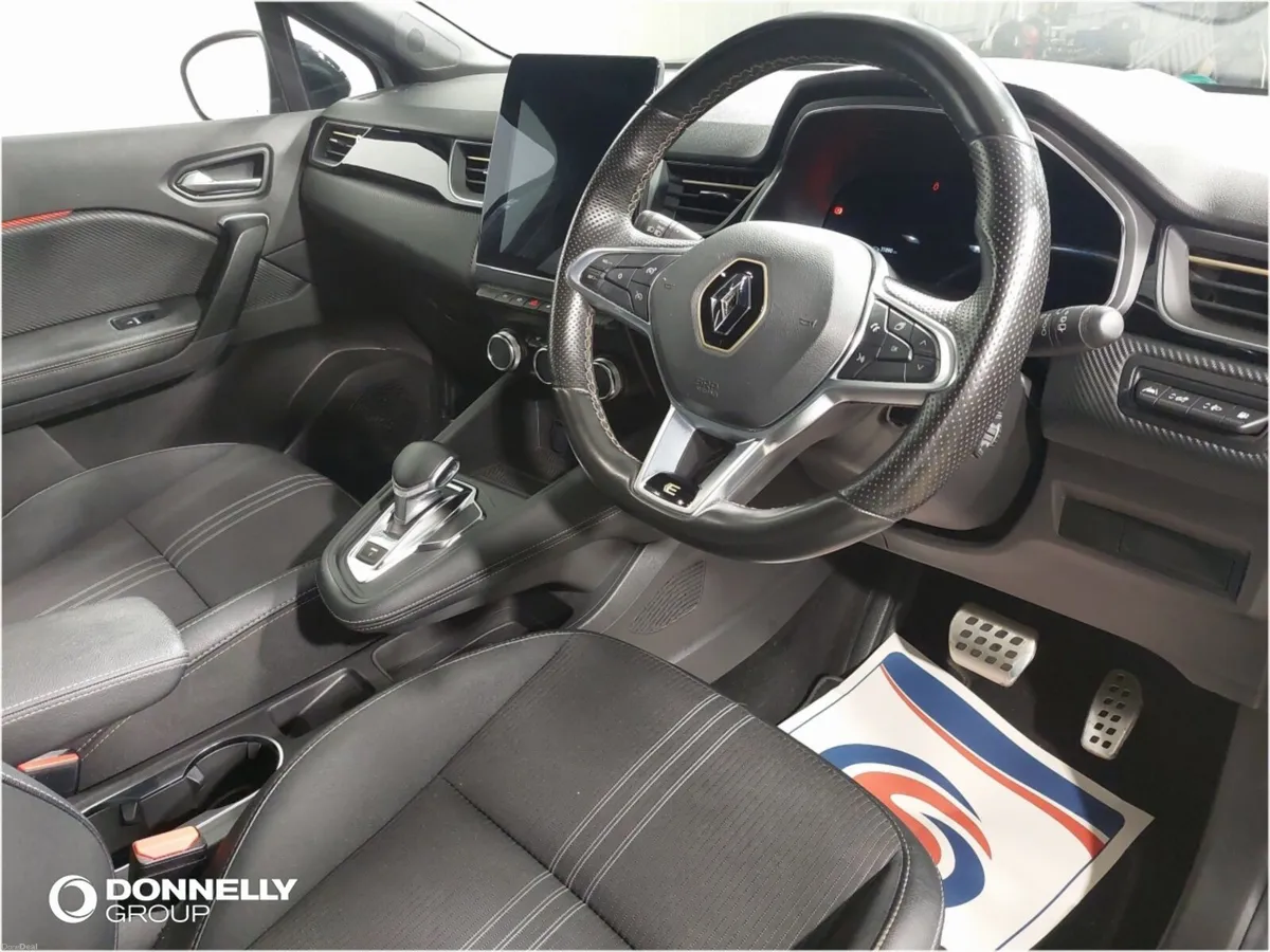 Renault Captur 1.6 E-Tech Plug-in hybrid 160 Engin - Image 4