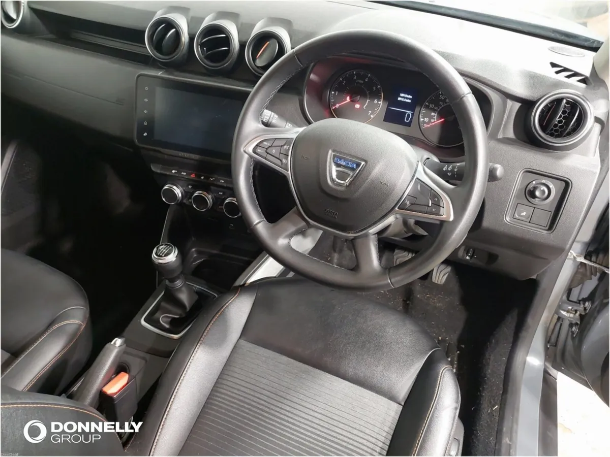 Dacia Duster 1.3 TCe 130 Extreme SE 5dr - Image 4
