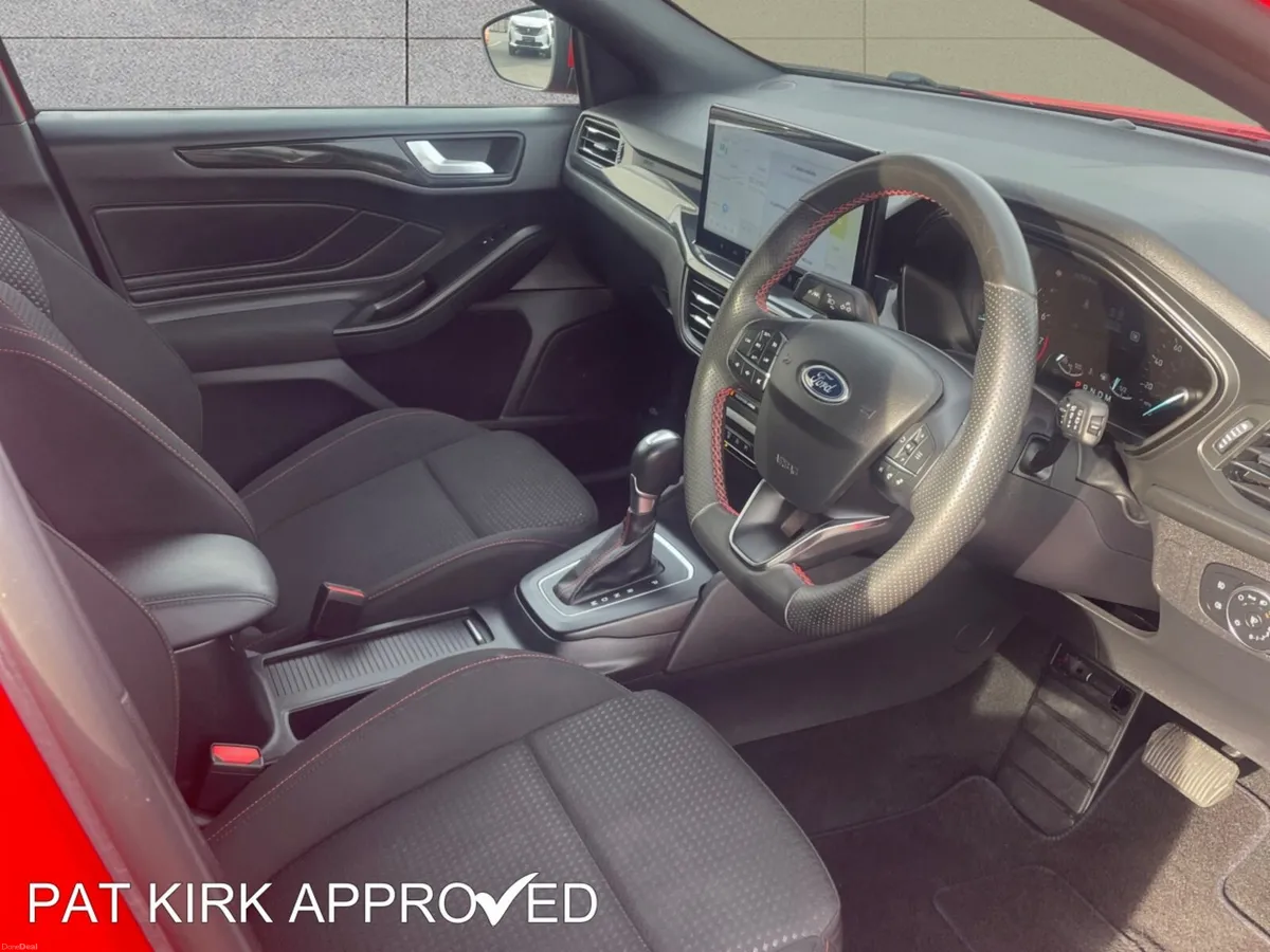 Ford Focus 1.0 EcoBoost Hybrid mHEV 155 ST-Line 5d - Image 6