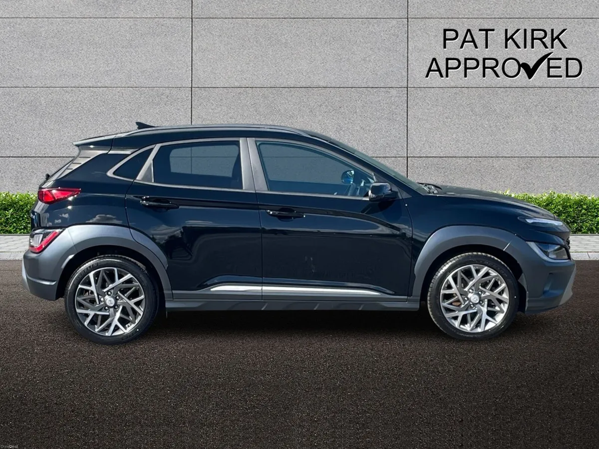 Hyundai Kona Hatchback Premium - Image 3