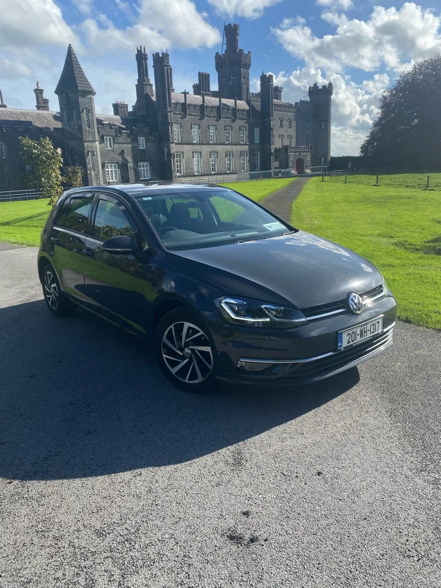 Volkswagen Golf - Image 1