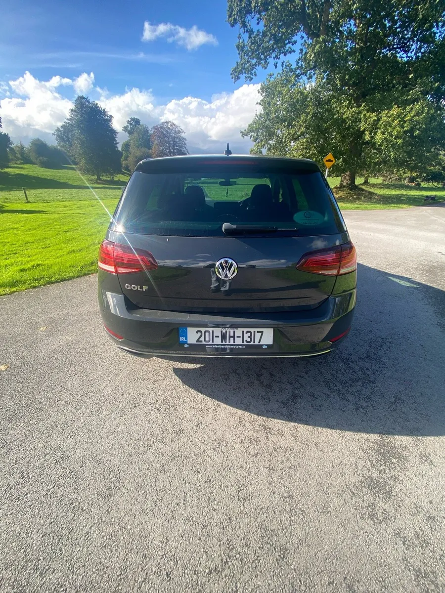 Volkswagen Golf - Image 4