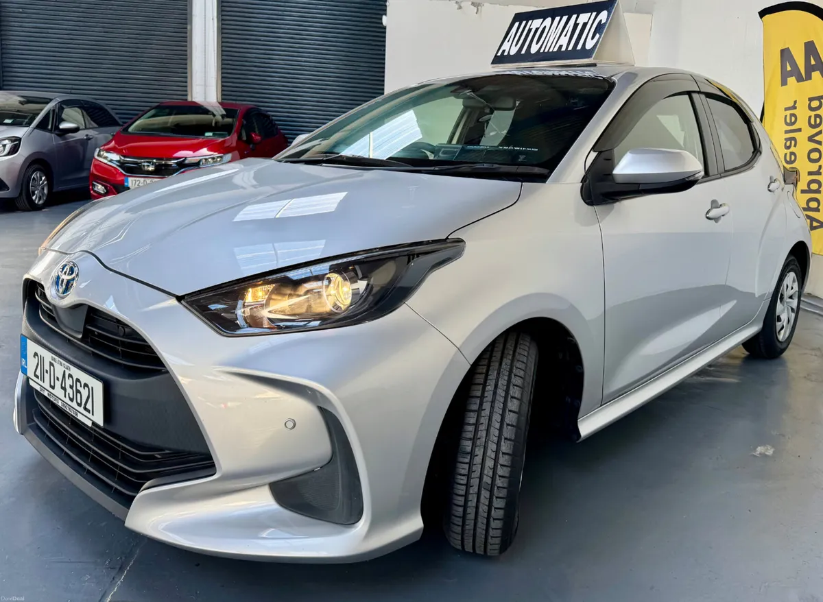 Toyota Yaris 2021 Hybrid Automatic with very - Image 2