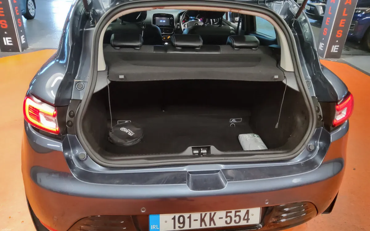 Renault Clio 2019 - Image 4