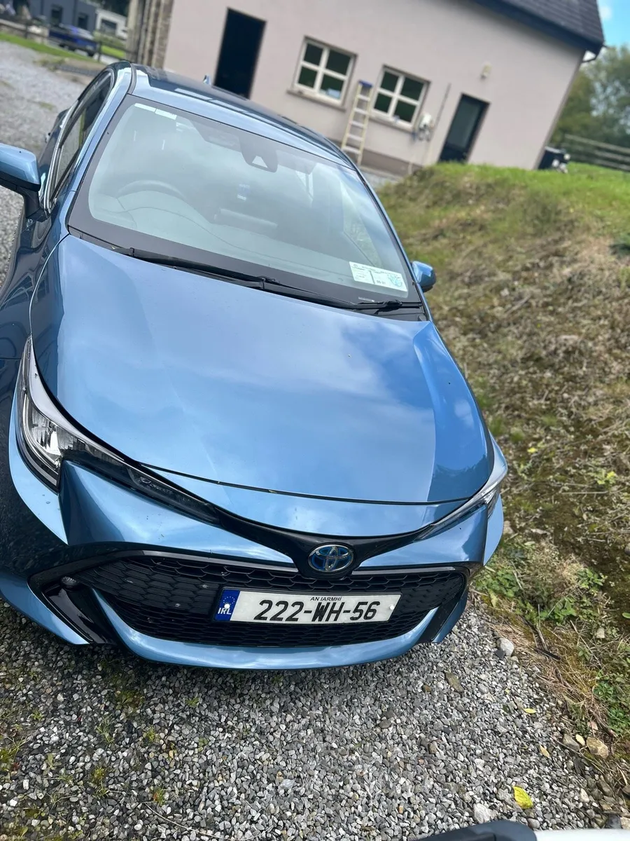 Toyota Corolla - Image 2