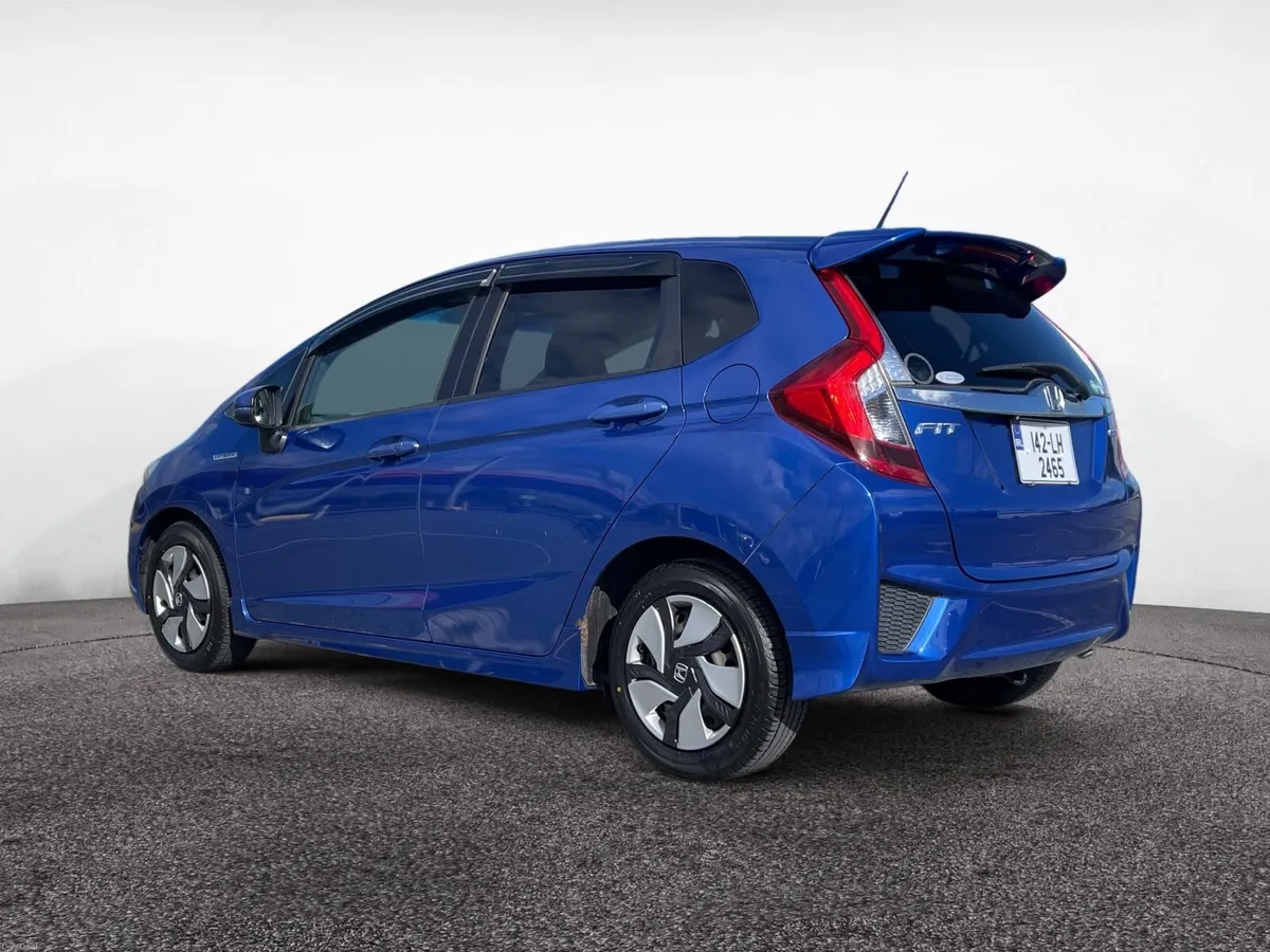 Honda Fit 2014 ** UPGRADE INFOTAINMENT SYSTEM** - Image 4