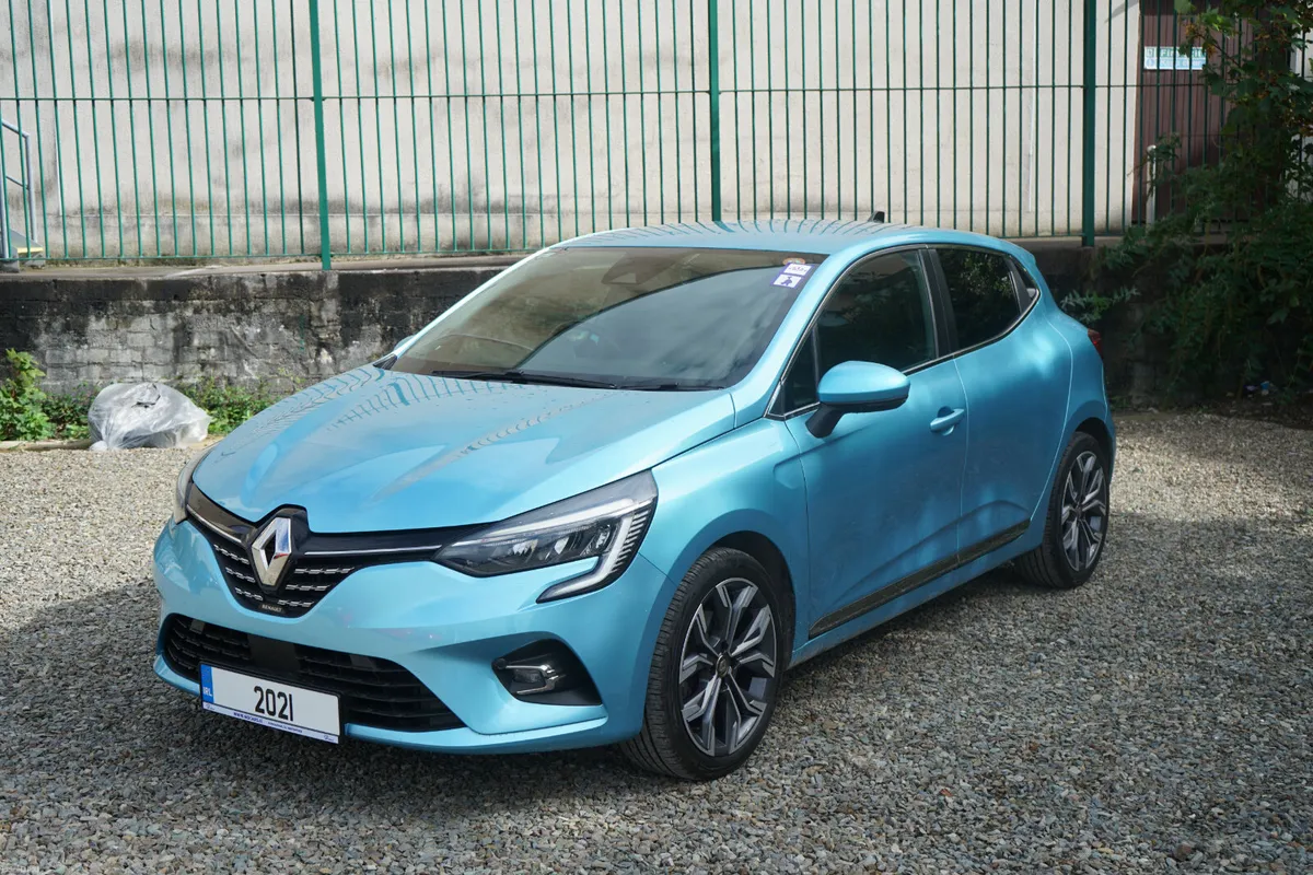 2021 Renault Clio Automatic - Image 2