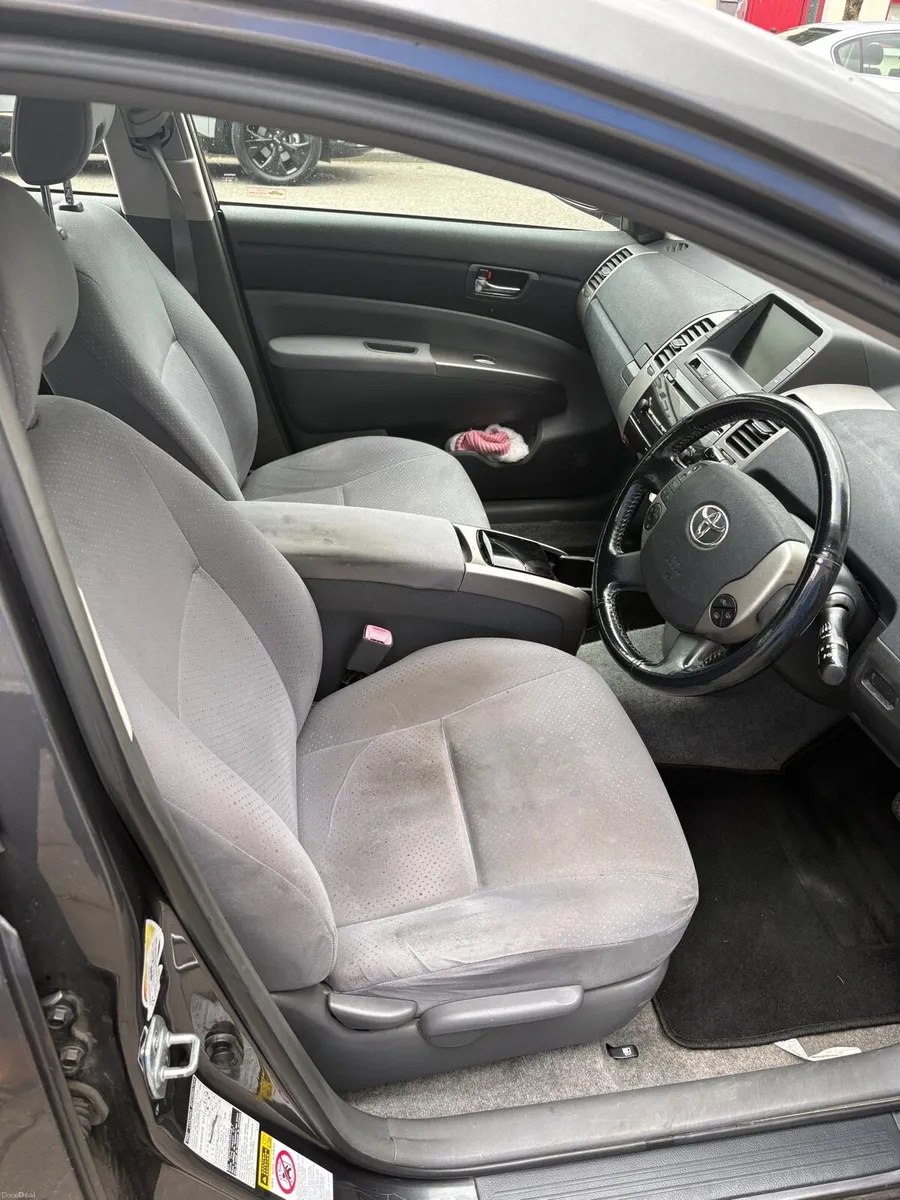 Toyota Prius 2007 Automatic - Image 5