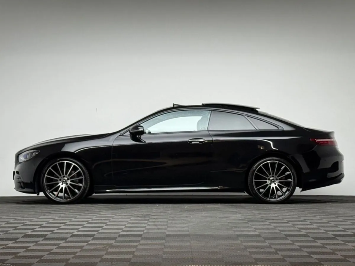 Mercedes-Benz E-Class E220D AMG LINE PREM+ NIGHT E - Image 4