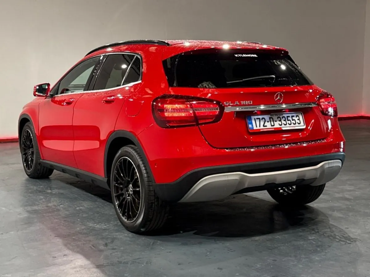 Mercedes-Benz GLA 1.6 AUTOMATIC - BLACK ALLOYS - M - Image 5
