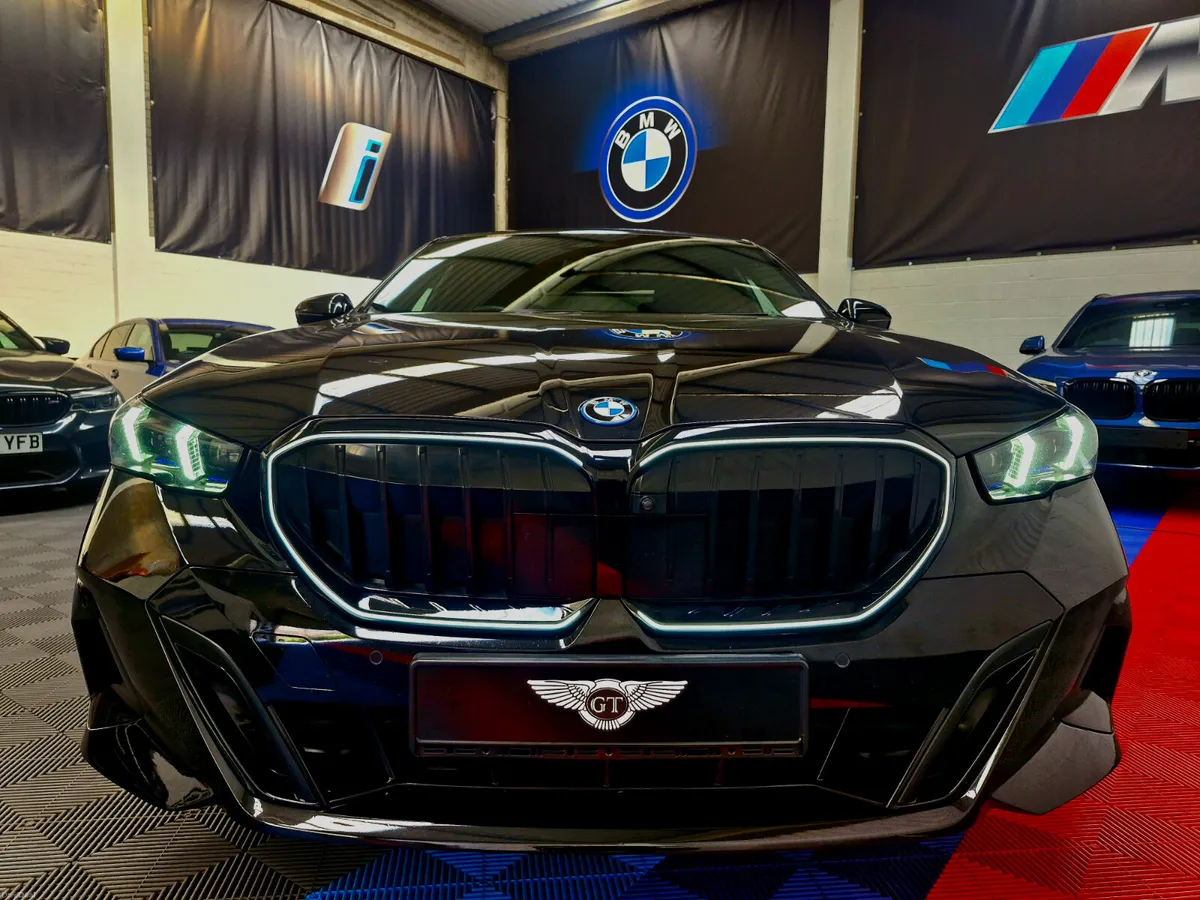 232 I5 40 M SPORT PRO (HIGH SPEC MODEL WITH FACTOR - Image 2