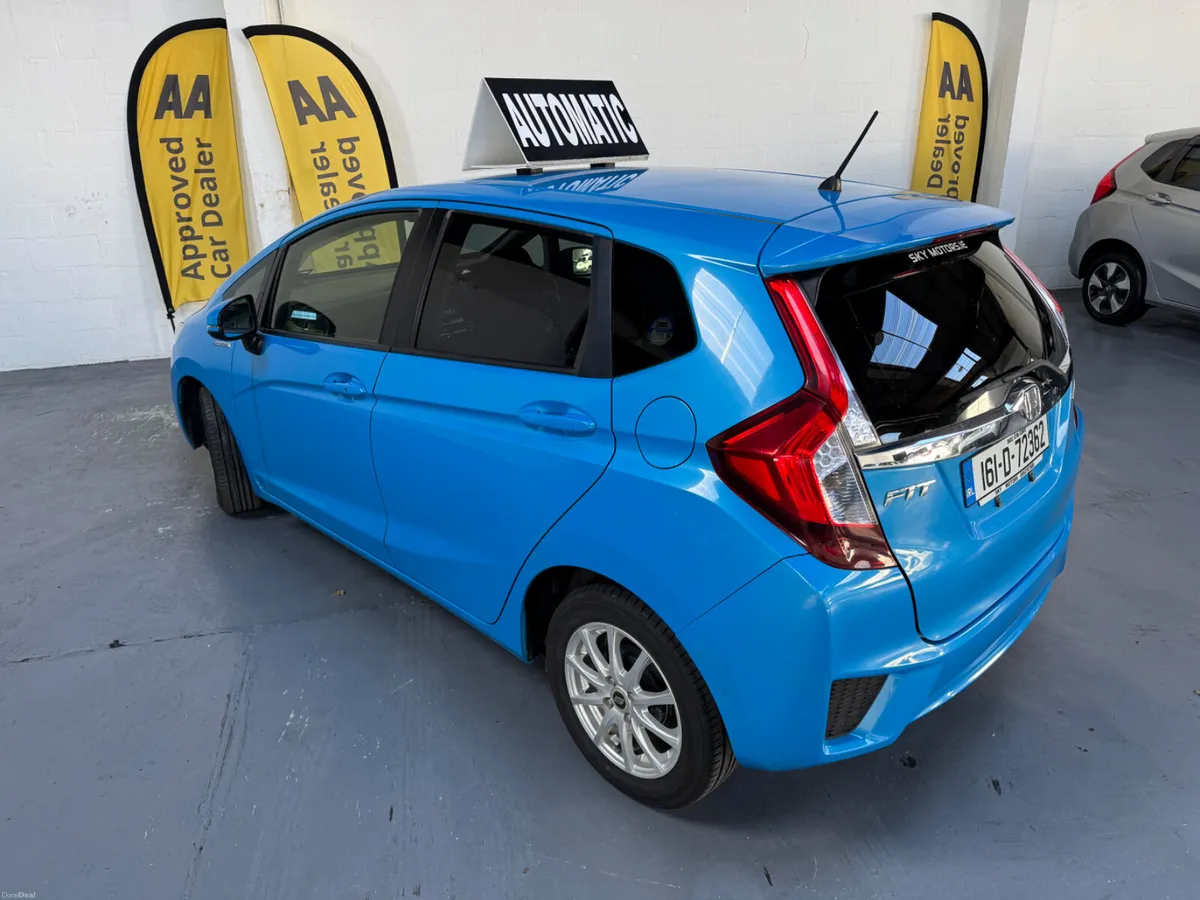 2016  Honda FIT/JAZZ 1.5 Hybrid automatic smart ke - Image 5