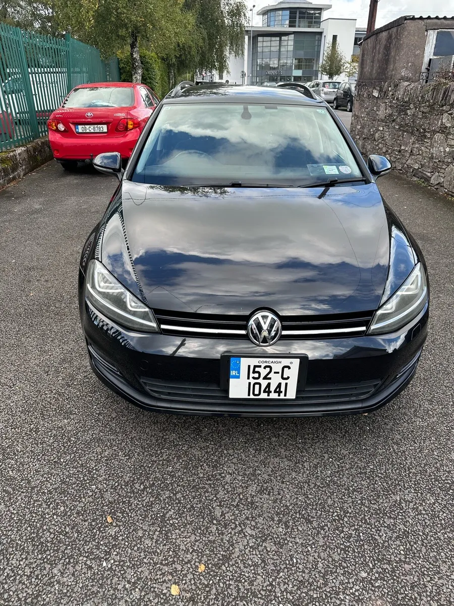 Volkswagen Golf Estate - Image 1