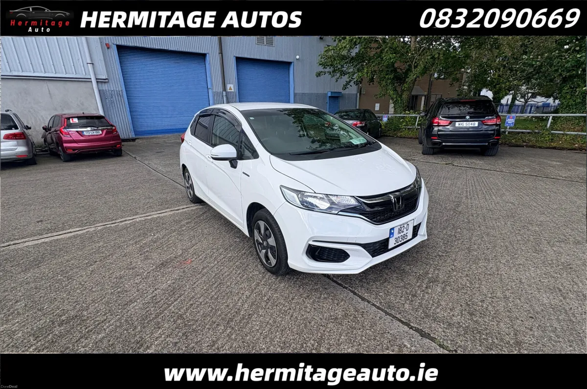 Honda Fit 1.5 Hybrid Petrol 2018 - Image 3
