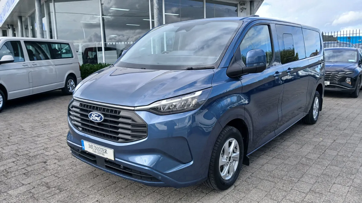 251 TOURNEO LWB PETROL ELECTRIC HYBRID 9 SEATS - Image 2
