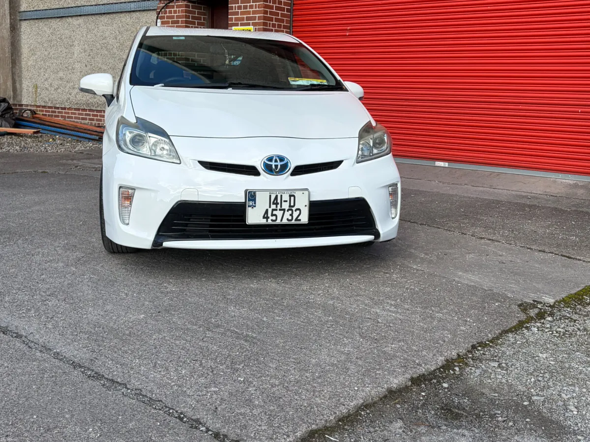 Toyota Prius 2014 petrol hybrid auto - Image 2